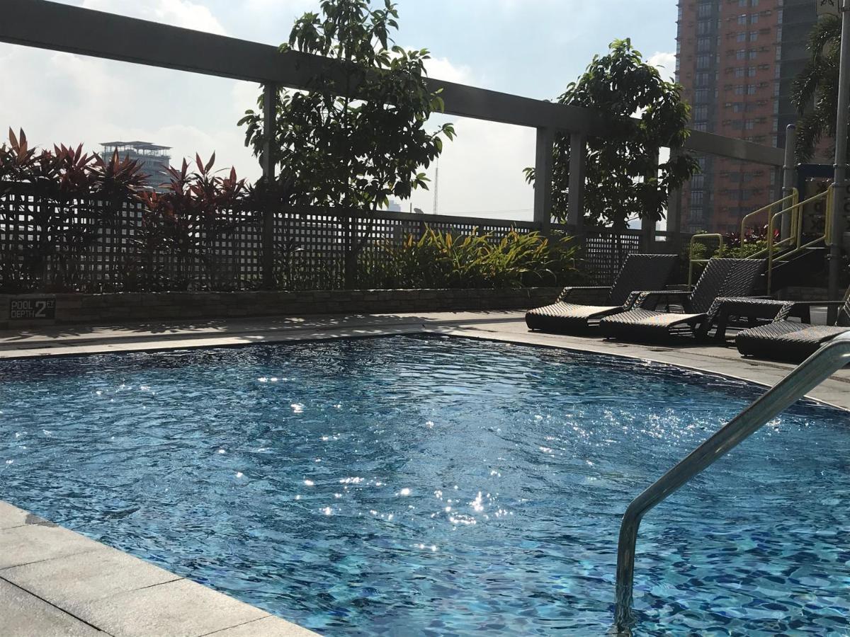 Frost At Manhattan Heights Towerb Manila Luaran gambar